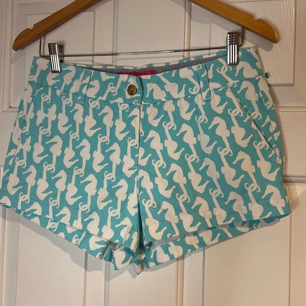 Macbeth Collection by Margaret Josephs Stylish Seahorse Print Women's Shorts